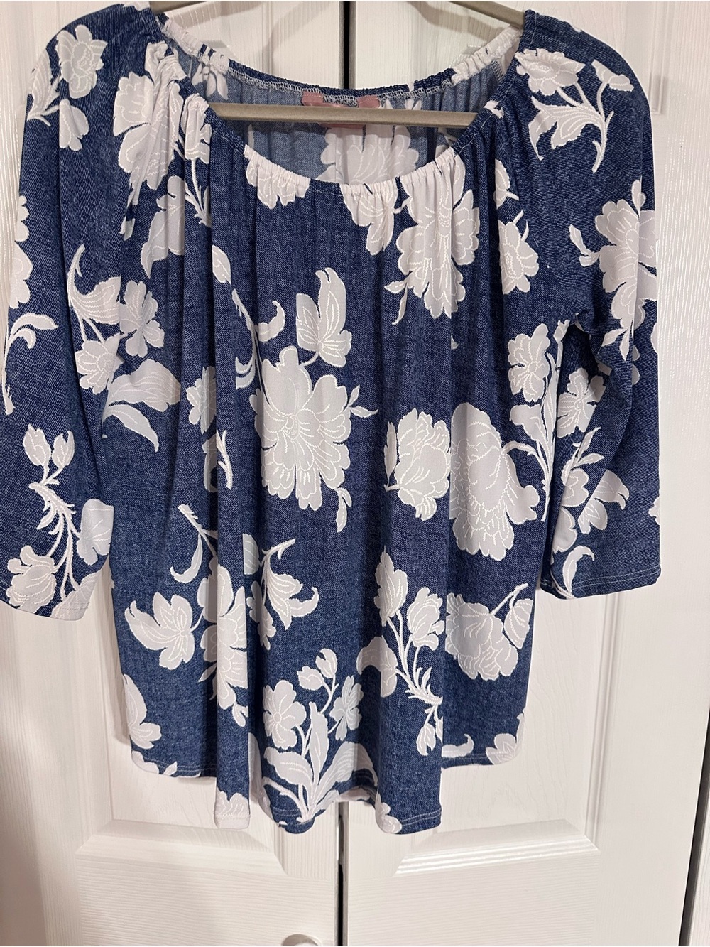 Amiana Navy and White Floral Off-Shoulder Blouse Size L